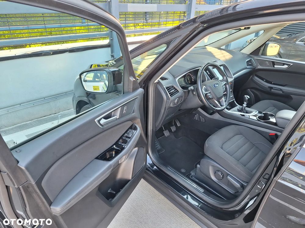 Ford Galaxy - 17