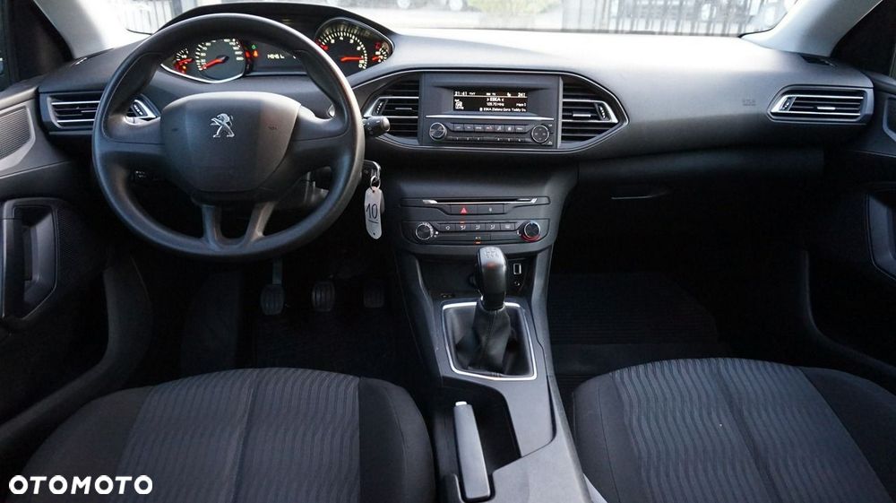 Peugeot 308 - 11
