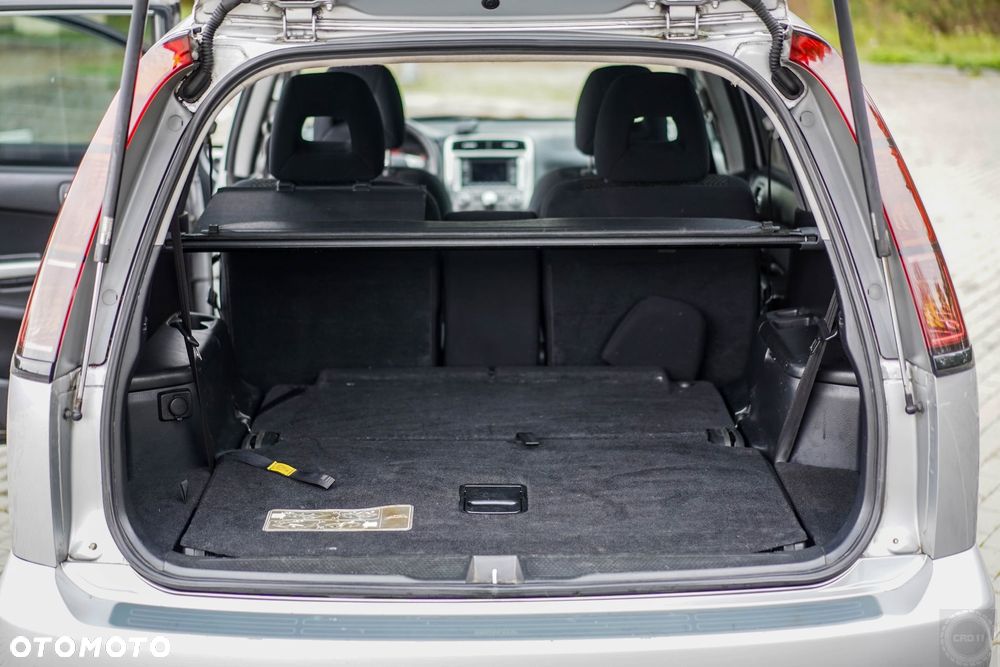 Honda Stream 2.0i ES - 18