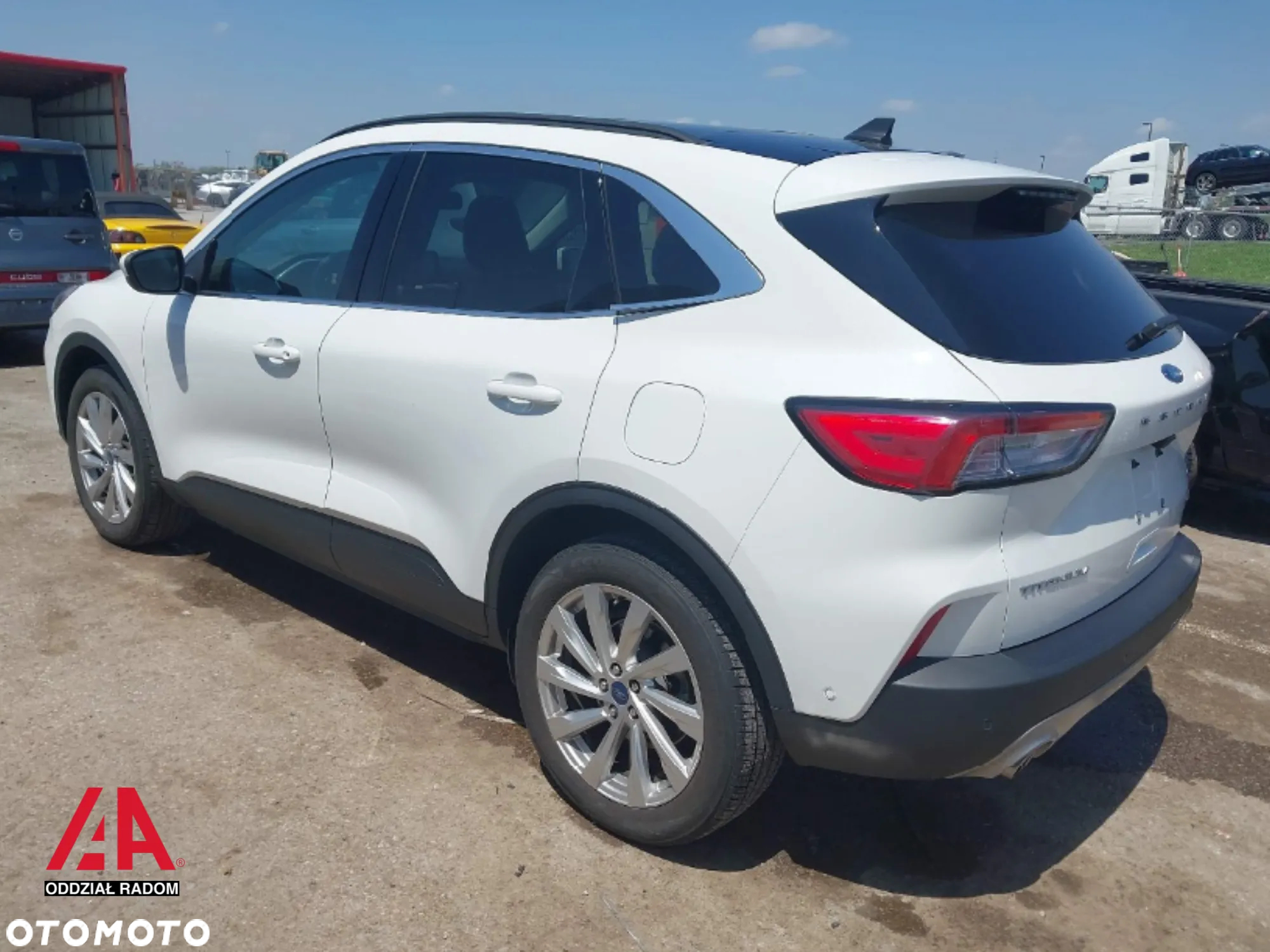Ford Escape 2.0 EcoBoost AWD Titanium - 3