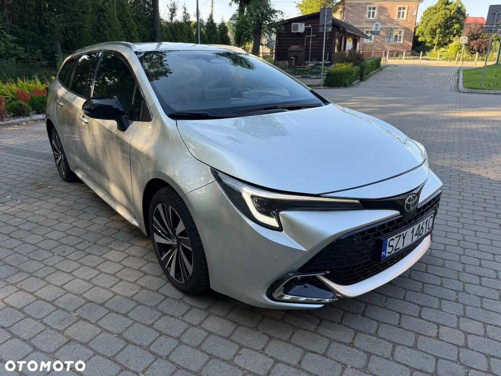 Toyota Corolla 1.8 Hybrid Style - 18