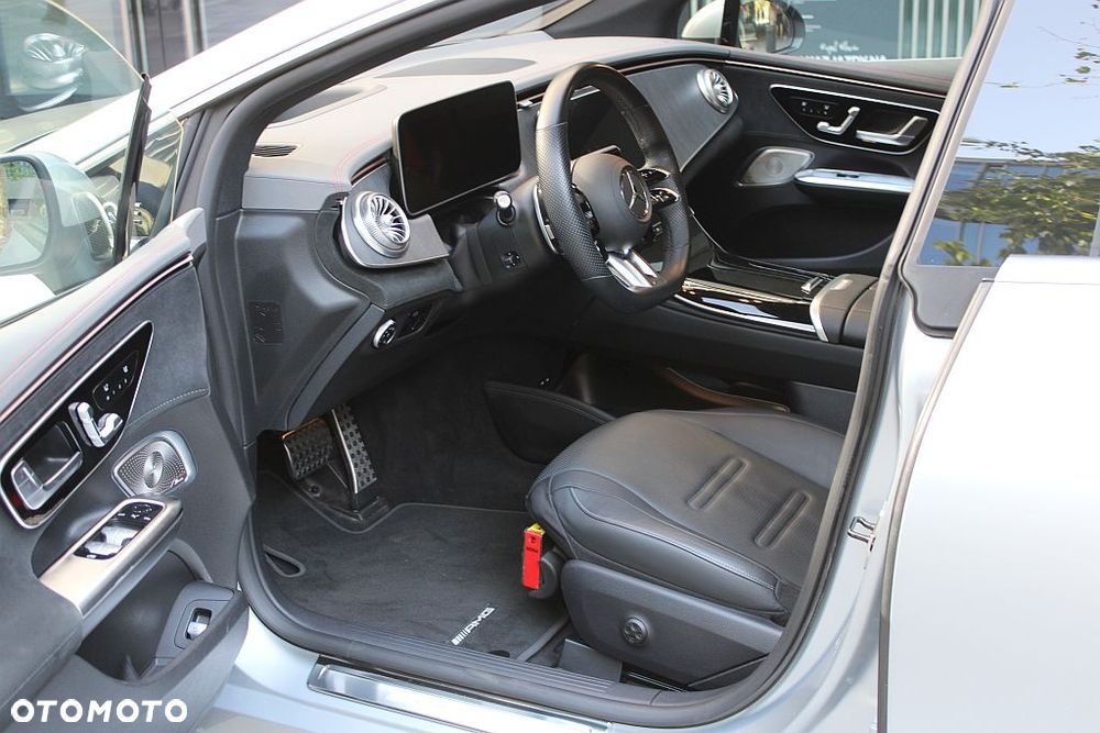 Mercedes-Benz EQE AMG 43 90.5kWh 4-Matic+ - 8