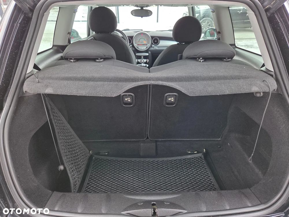 MINI Cooper Seven - 16