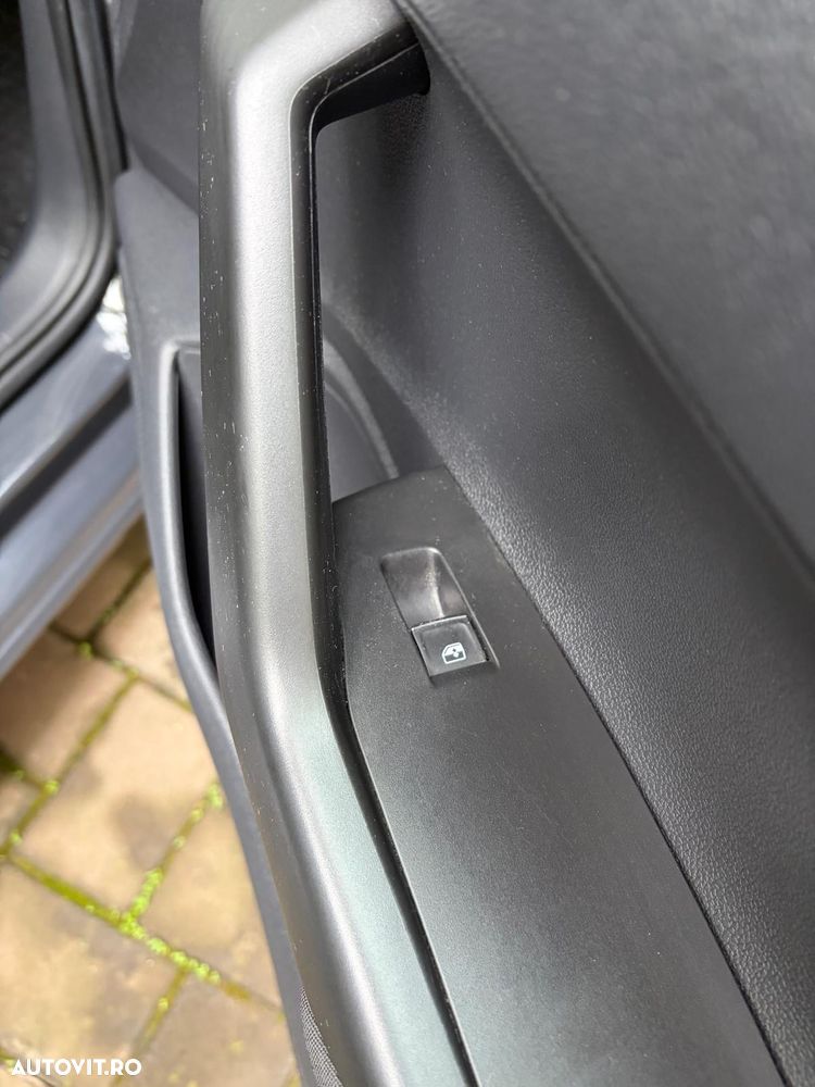 Volkswagen Polo 1.0 TSI DSG Highline - 32
