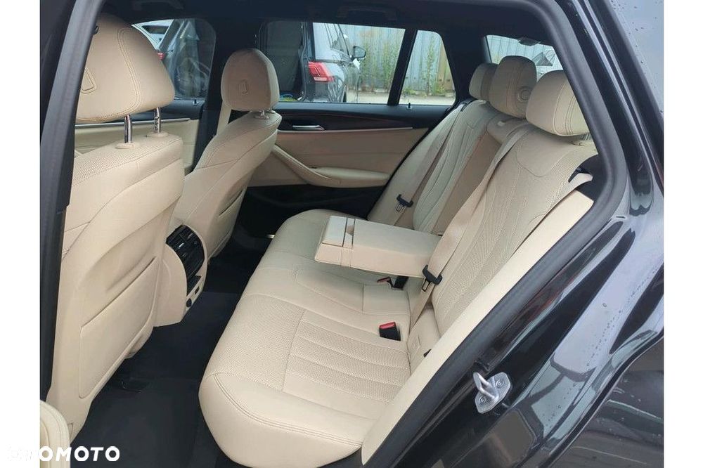 BMW Seria 5 - 8