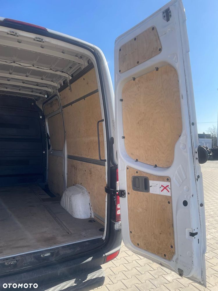 Mercedes-Benz Sprinter - 6