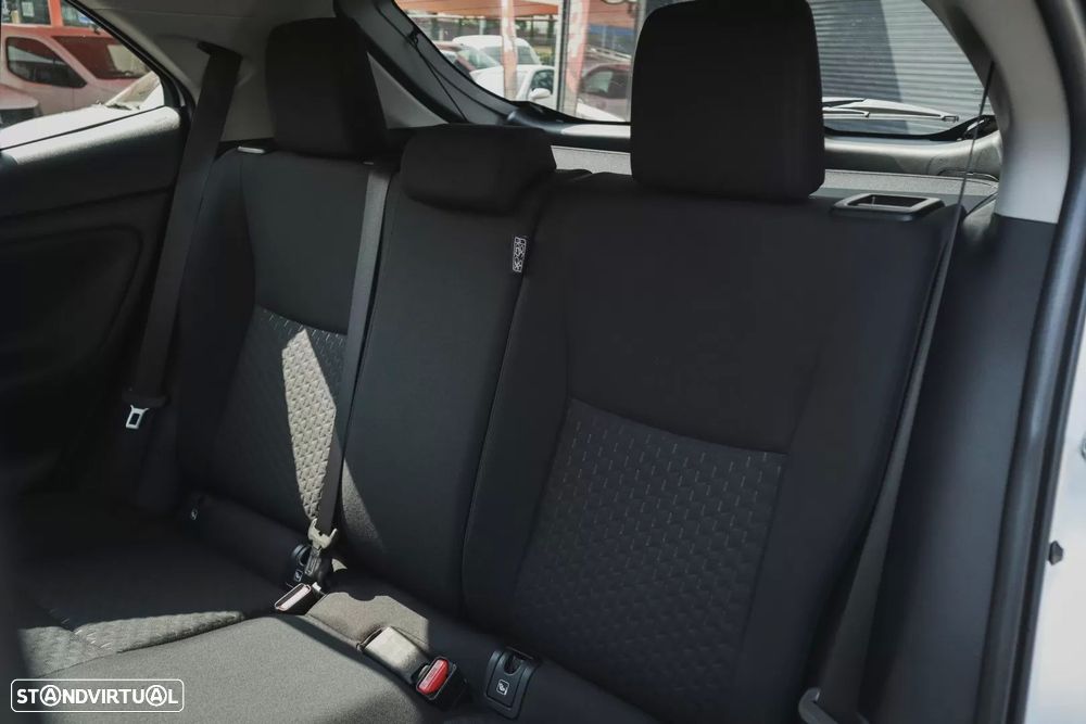 Toyota Yaris Cross 1.5 Hybrid Comfort Plus - 27