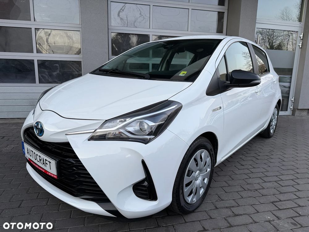 Toyota Yaris Hybrid 100 Active - 18