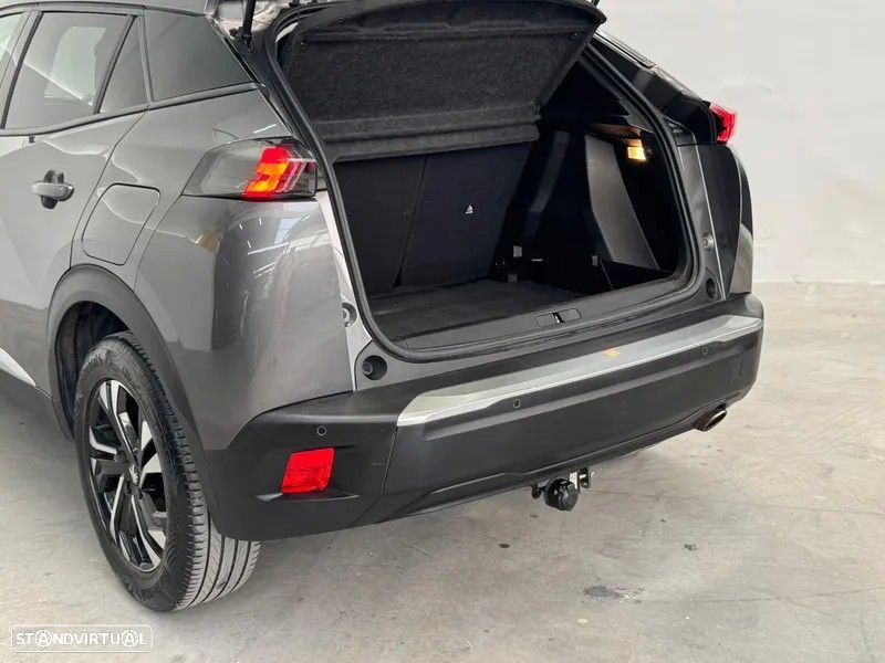 Peugeot 2008 1.5 BlueHDi Allure EAT8 - 12