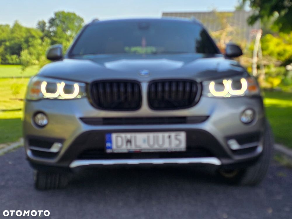 BMW X3 xDrive28i Sport-Aut xLine - 32