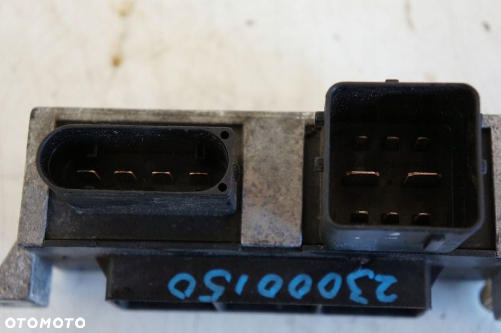 PRZEKAŹNIK ŚWIEC RENAULT MASTER III MOVANO TRAFIC 2,3 DCI M9T 271206395R - 3