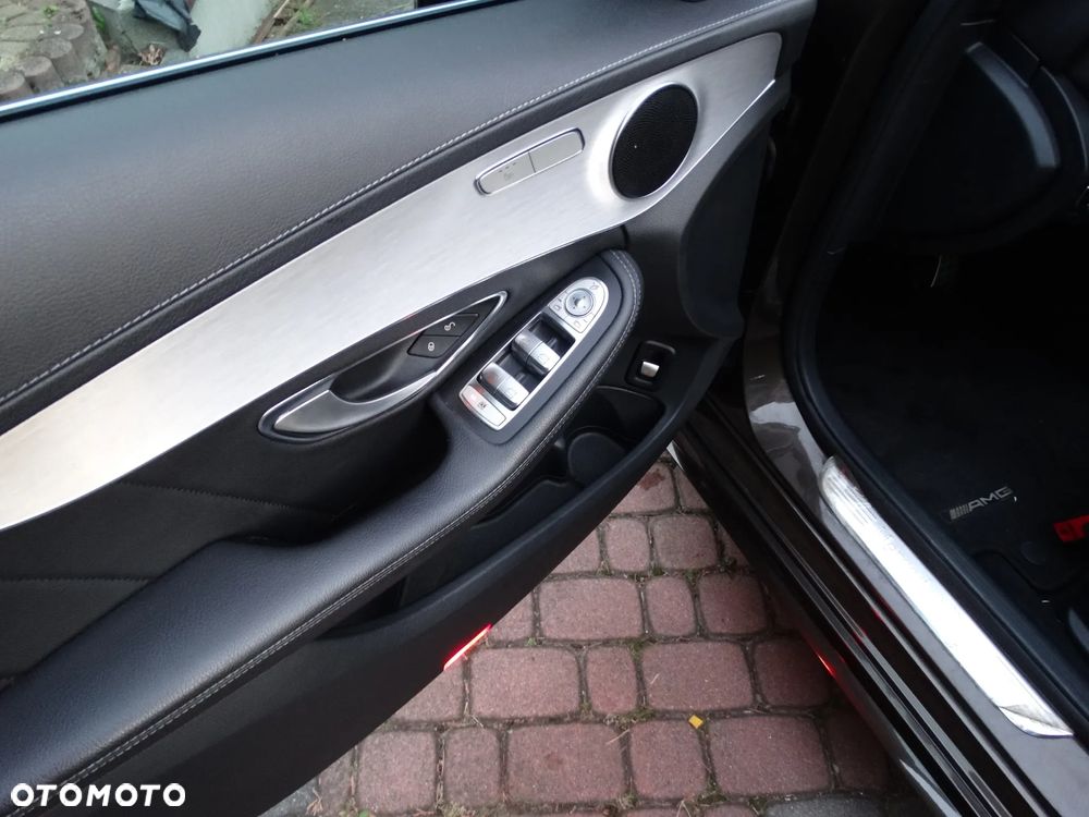 Mercedes-Benz Klasa C 180 7G-TRONIC - 12