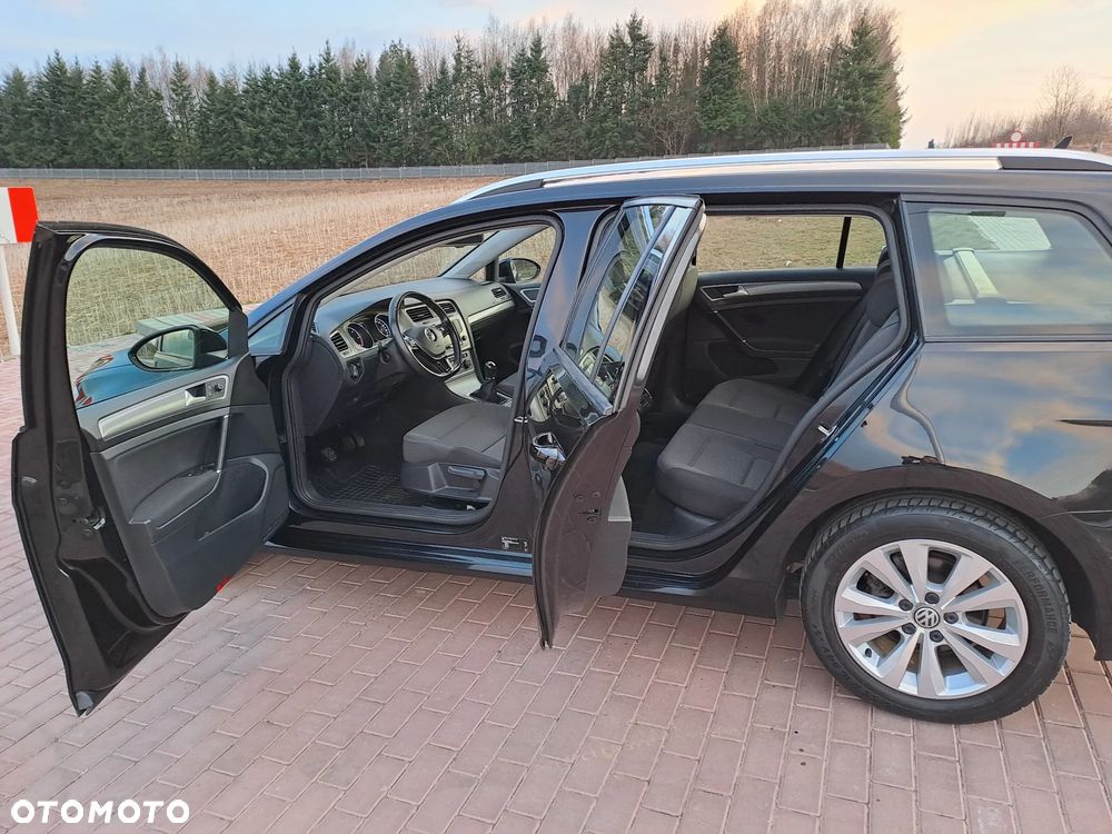 Volkswagen Golf 1.6 TDI 4Motion BlueMotion Technology Comfortline - 20