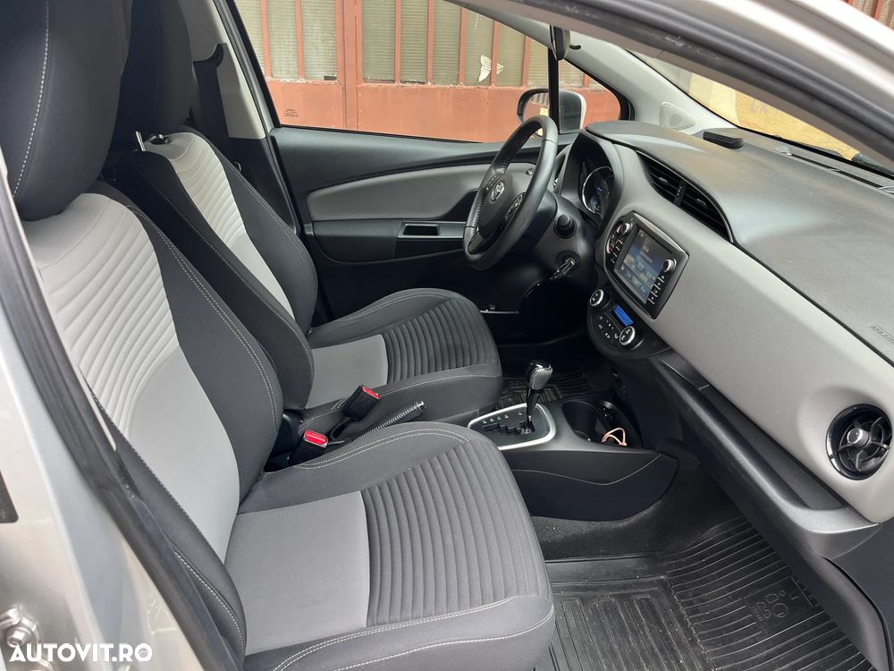 Toyota Yaris 1.5 VVT-i HSD Active - 16