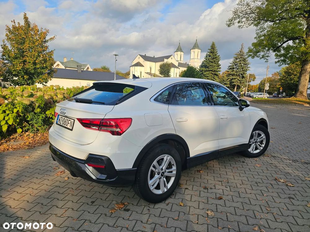 Audi Q3 - 4