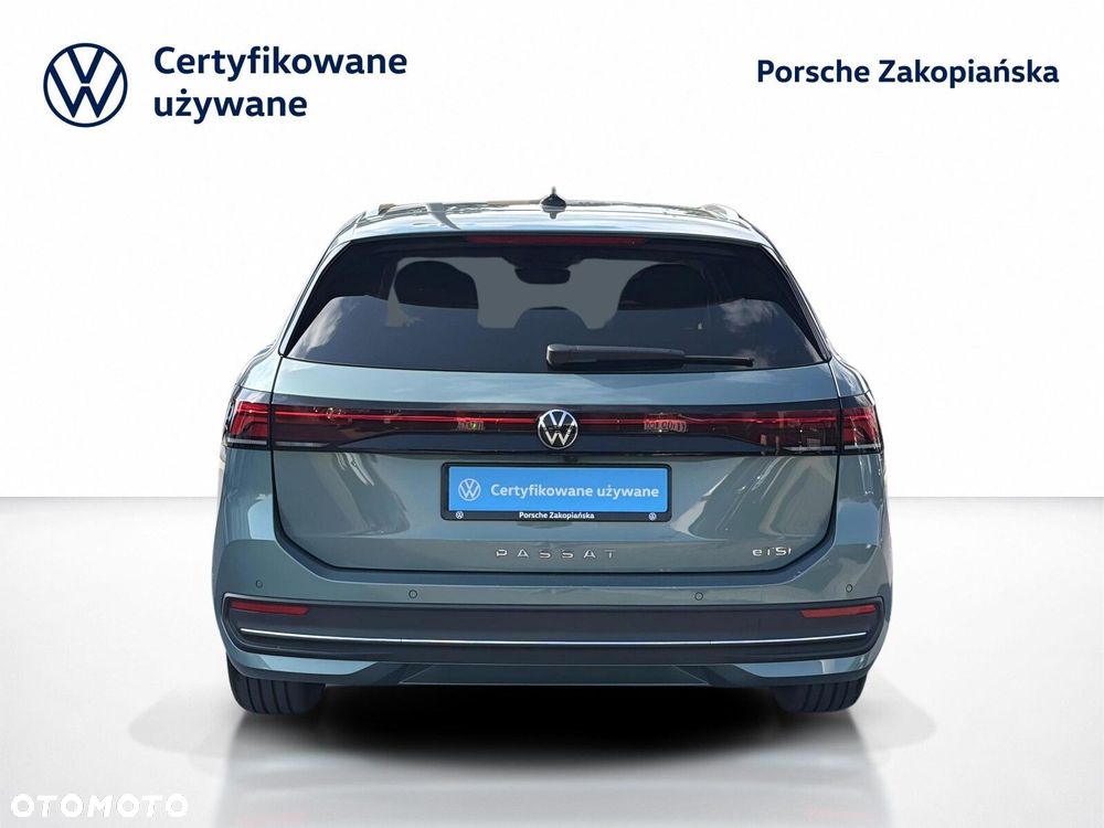 Volkswagen Passat - 5