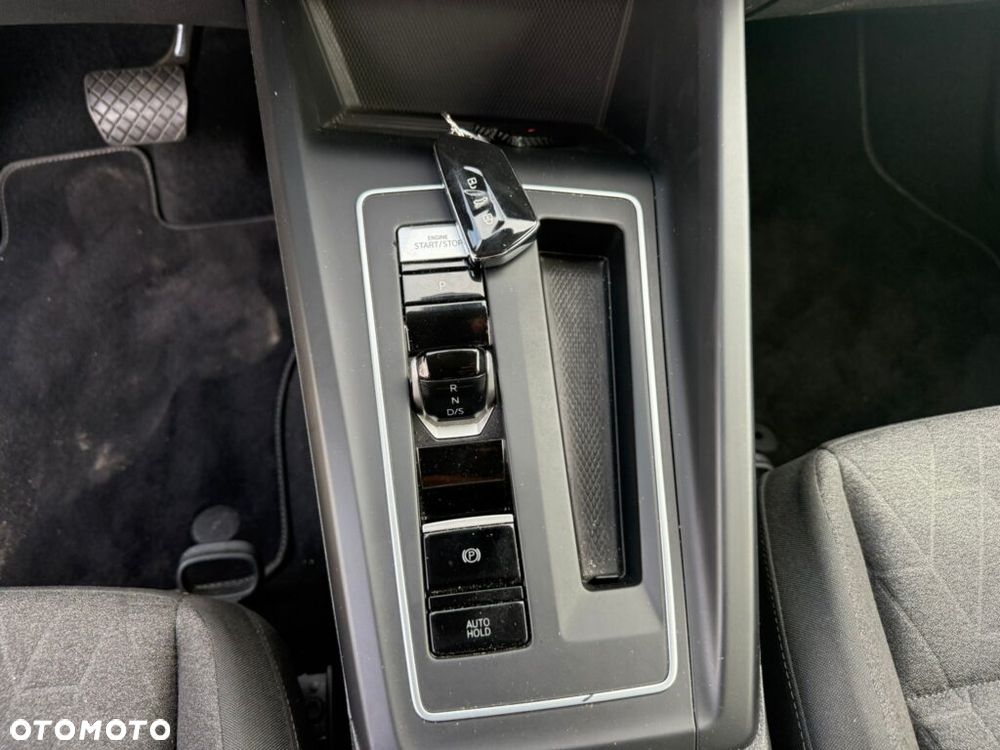 Volkswagen Golf 2.0 TDI SCR DSG GTD - 10