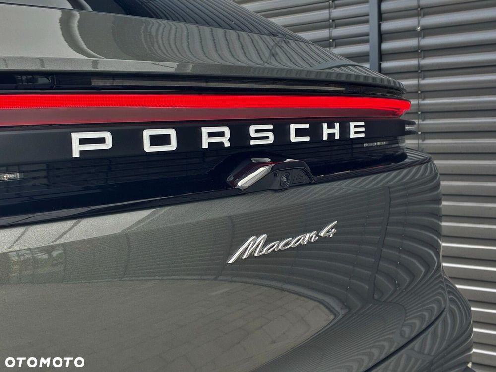 Porsche Macan - 12