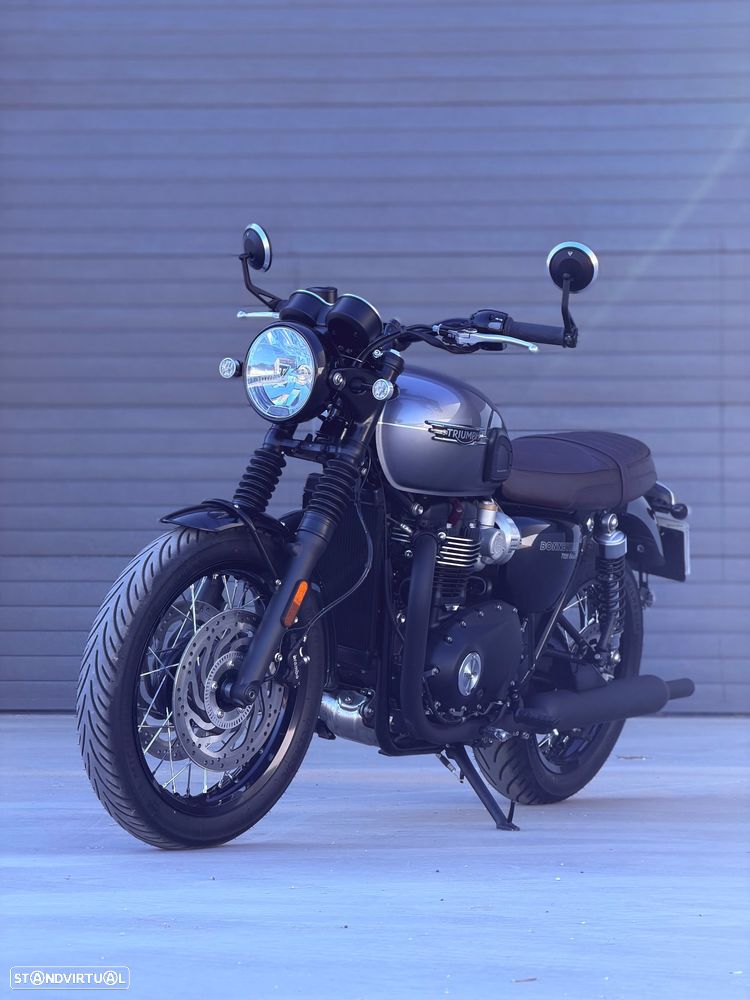 Triumph Bonneville t120 Black - 19