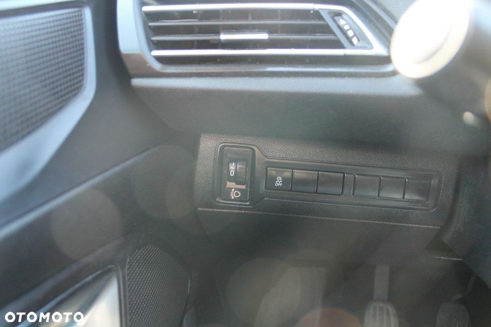 Peugeot 308 - 18
