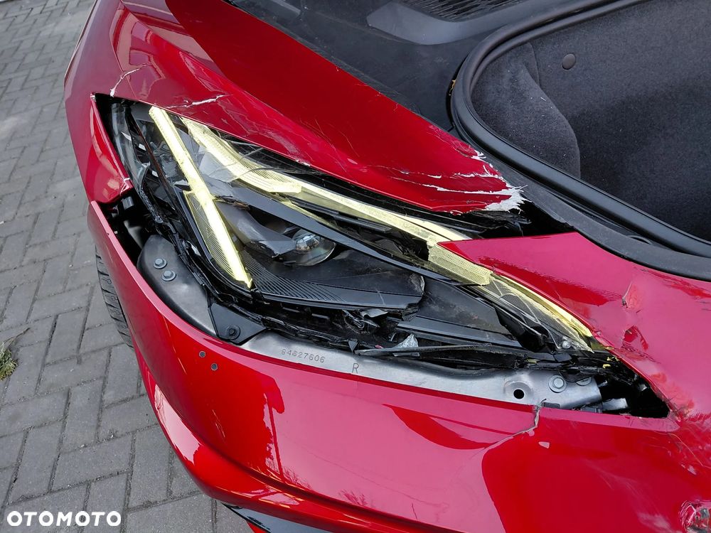 Chevrolet Corvette - 24