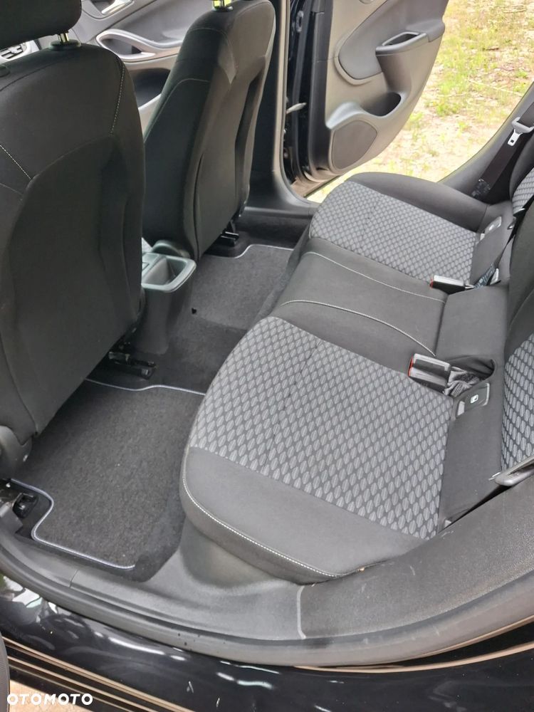 Opel Astra 1.6 CDTI Cosmo - 14