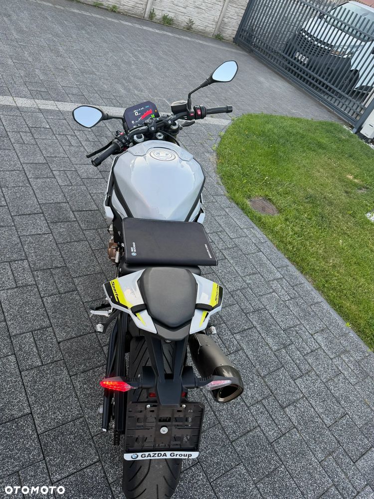BMW S - 20