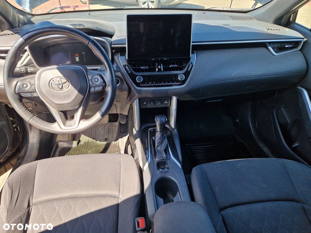 Toyota Corolla Cross 2.0 Hybrid Comfort - 12