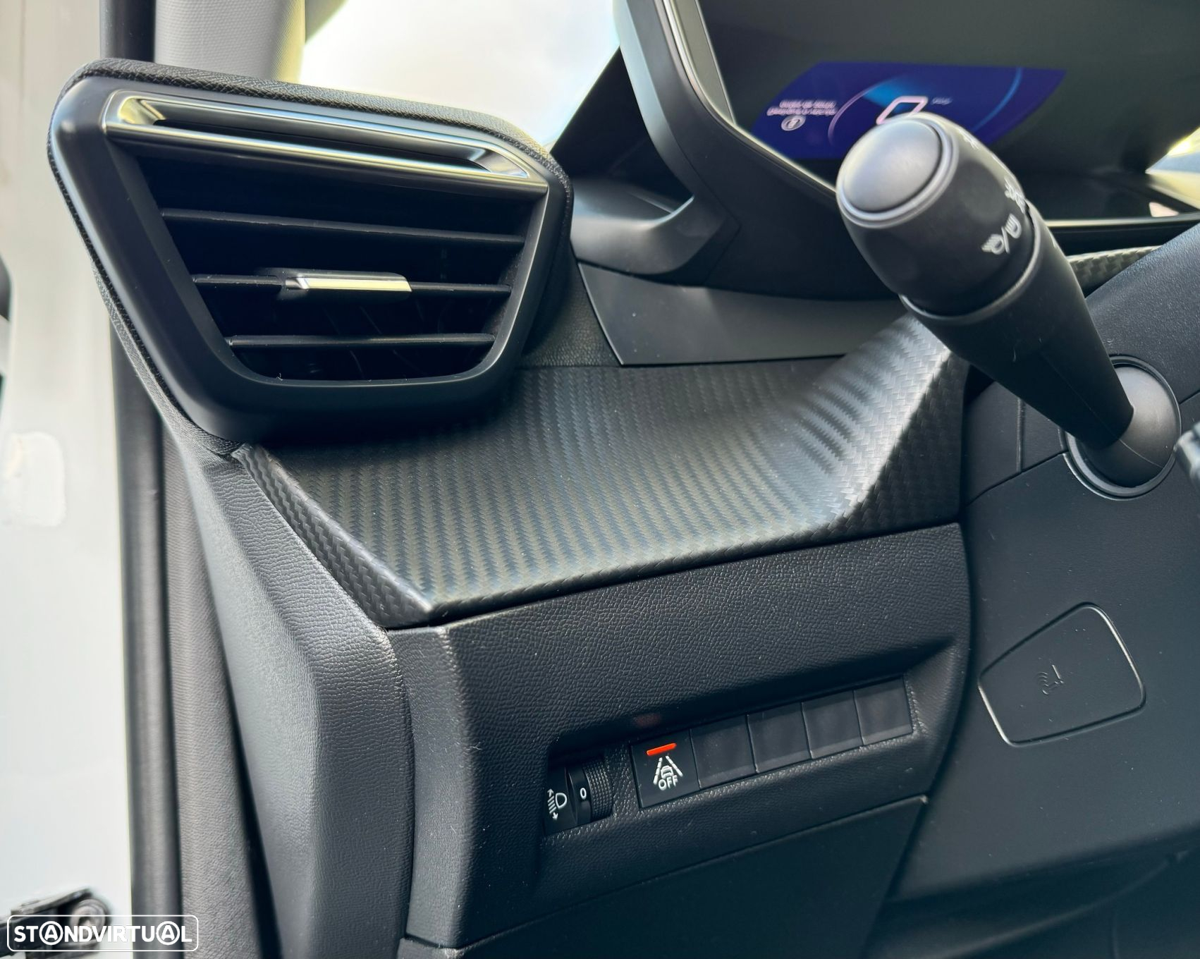 Peugeot e-2008 50 kWh Allure - 12