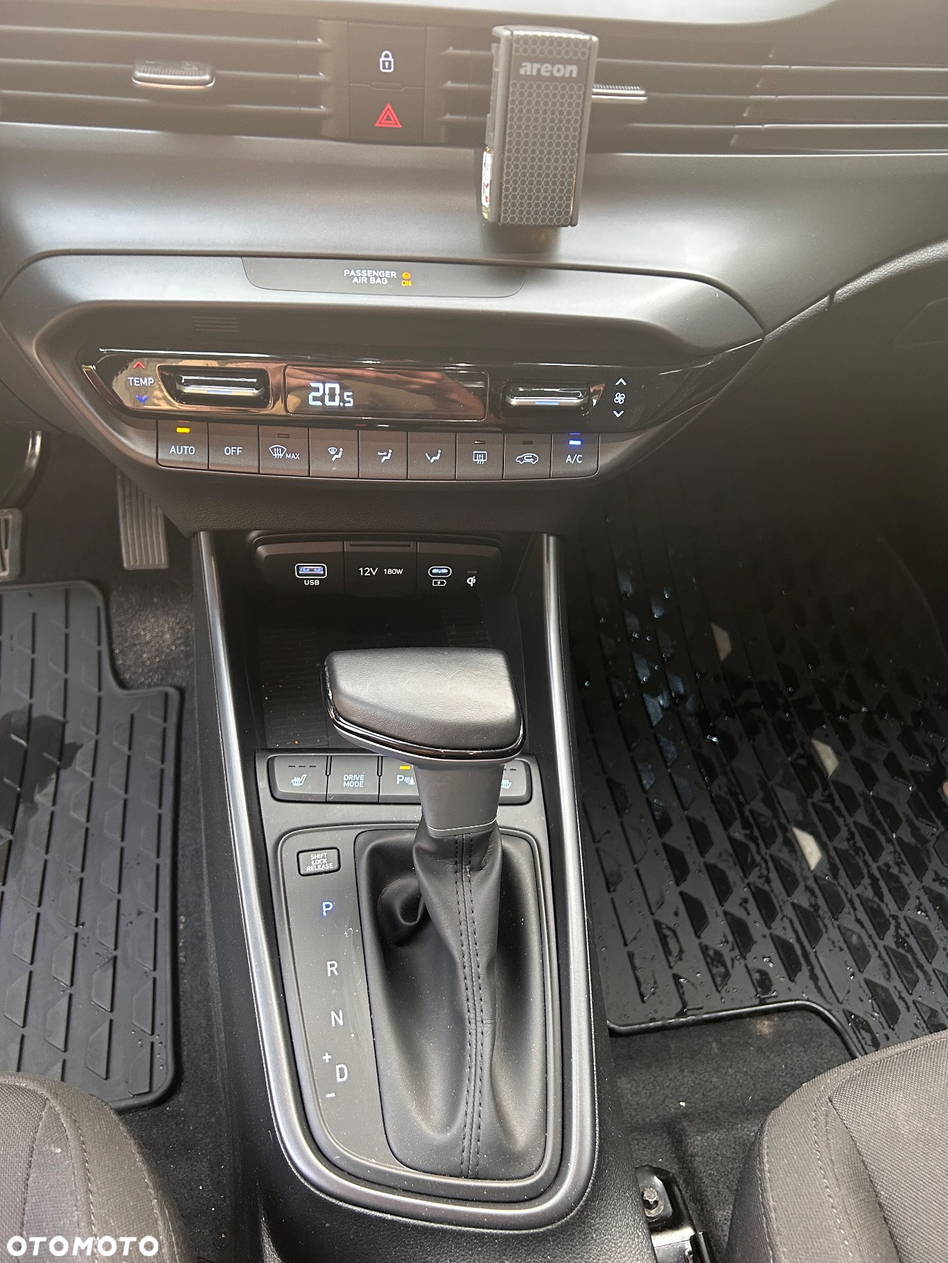 Hyundai i20 1.0 T-GDi Smart DCT - 13
