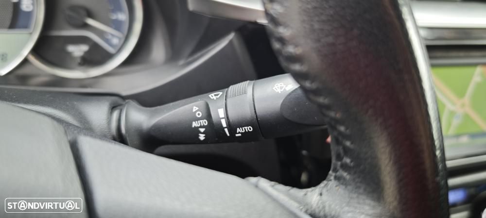 Toyota Corolla - 22