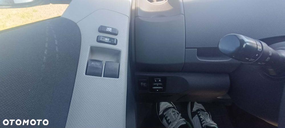 Toyota Yaris 1.4 D-4D Sol MM - 7
