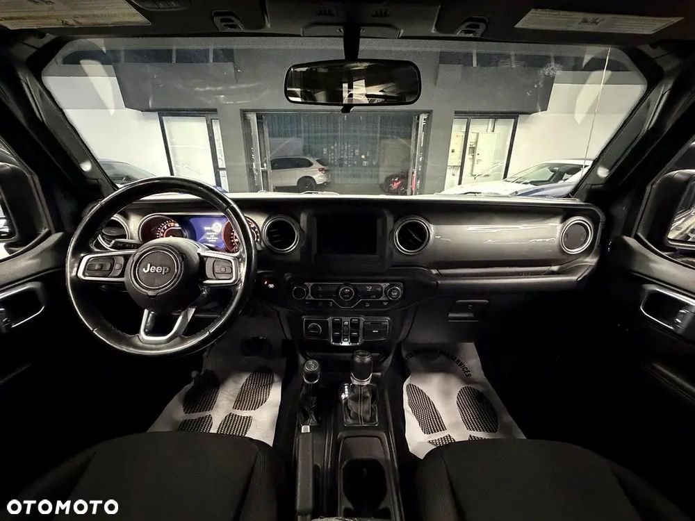 Jeep Wrangler Unlimited 3.6 Automatik Sahara - 7