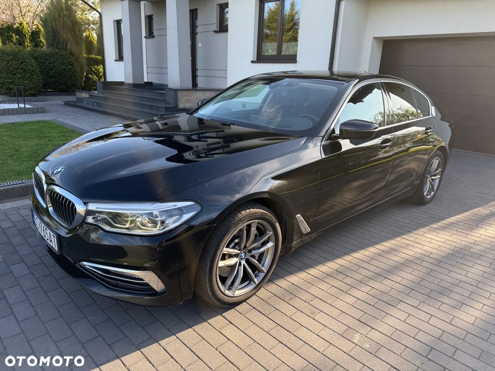 BMW Seria 5 530d xDrive Sport-Aut Luxury Line - 11