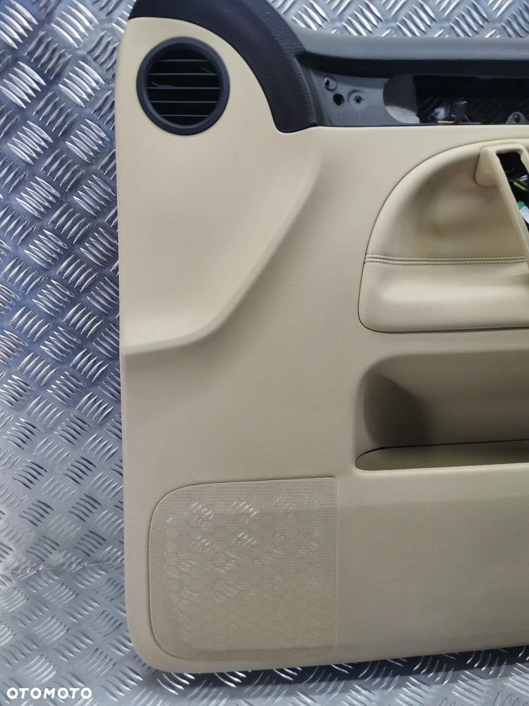 VW TOUAREG 7L 03-09R TAPICERKA BOCZEK DRZWI PRZOD PRAWY PASAZERA KREMOWY BEZOWY BANANOWY - 2