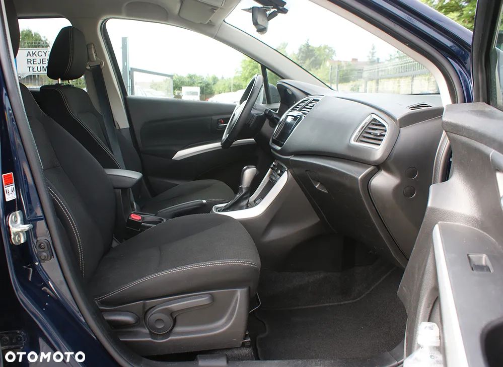 Suzuki SX4 - 10