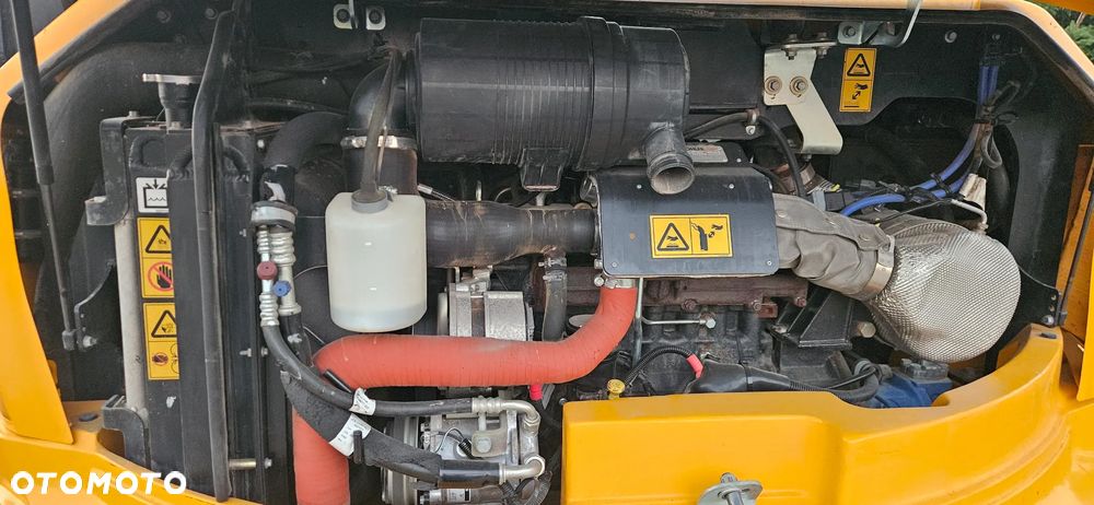 JCB 85Z-2 - 10