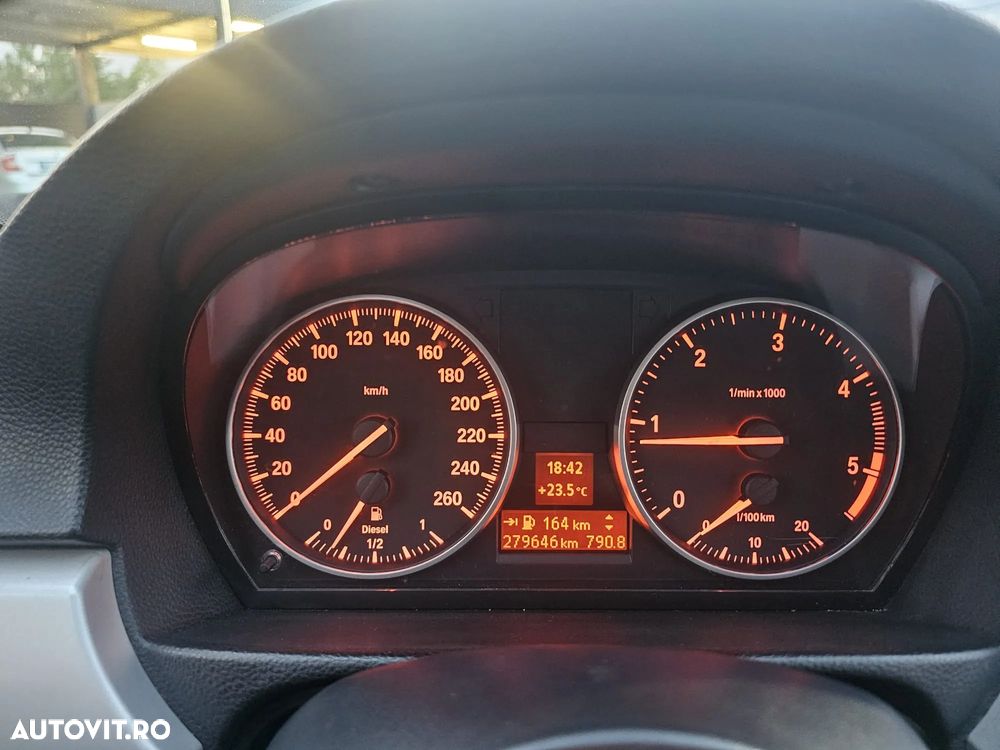 BMW Seria 3 318d DPF - 9