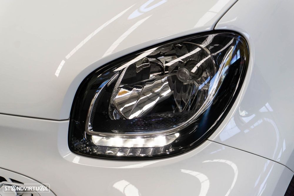 Smart ForFour EQ Pulse - 38