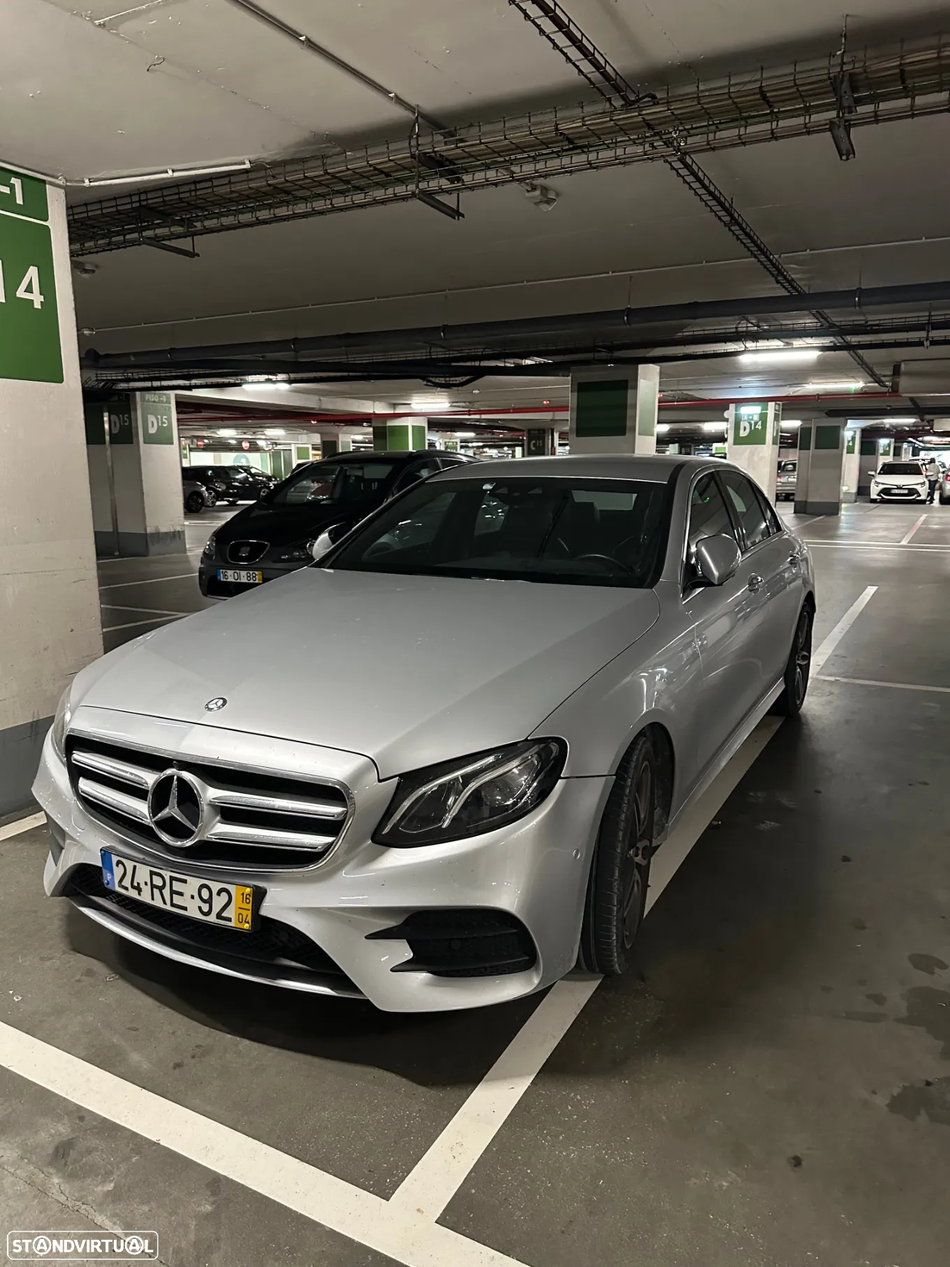 Mercedes-Benz E 220 d AMG Line - 4