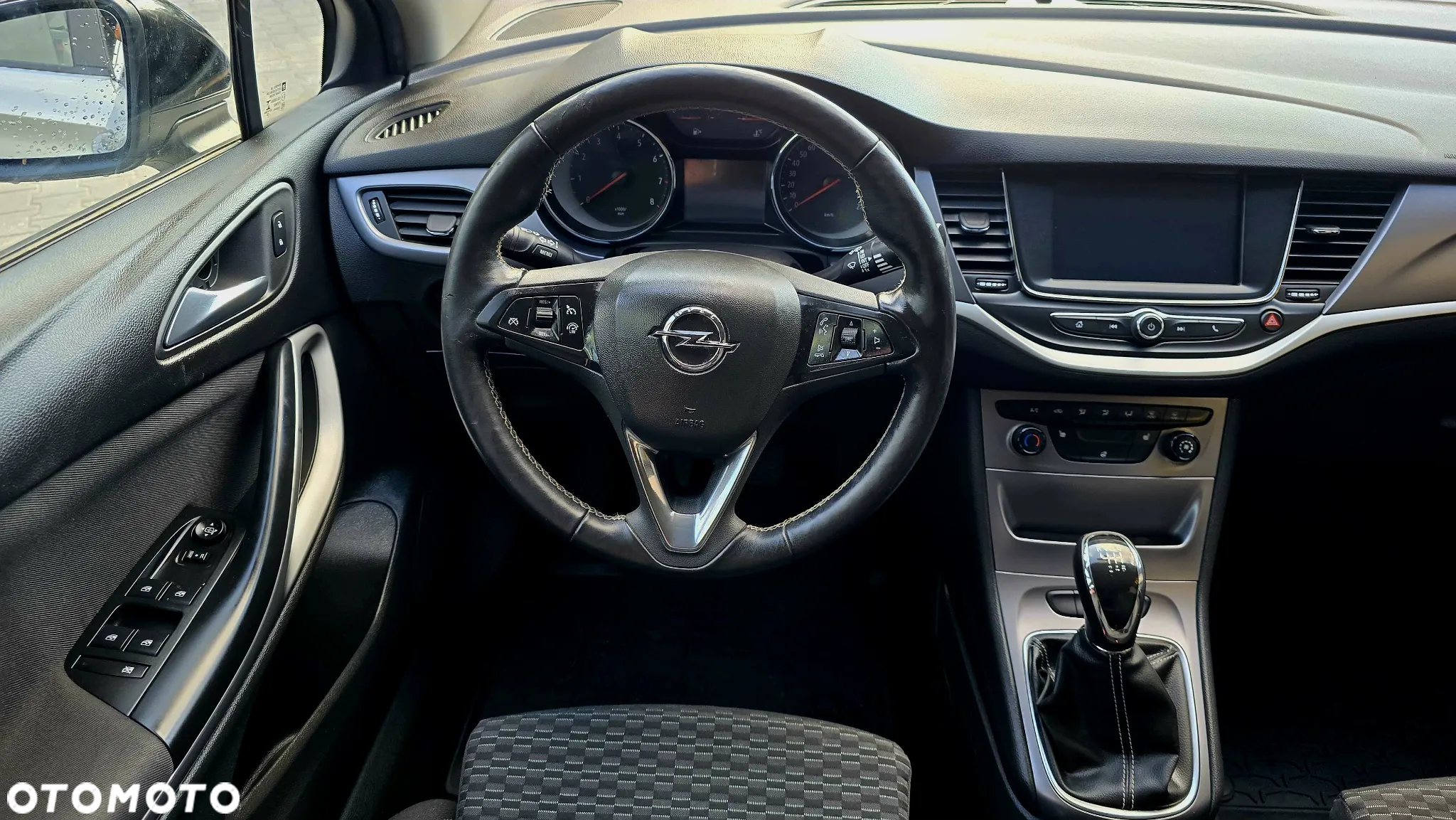 Opel Astra 1.4 Turbo Edition - 18