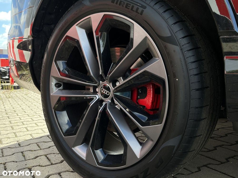 Audi Q7 - 10