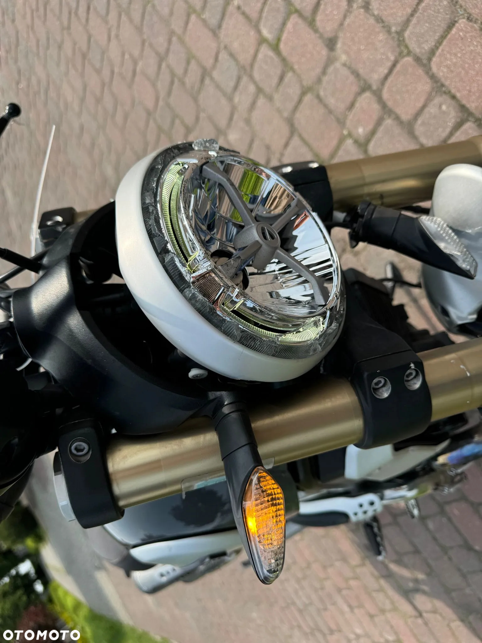 Ducati Scrambler - 12