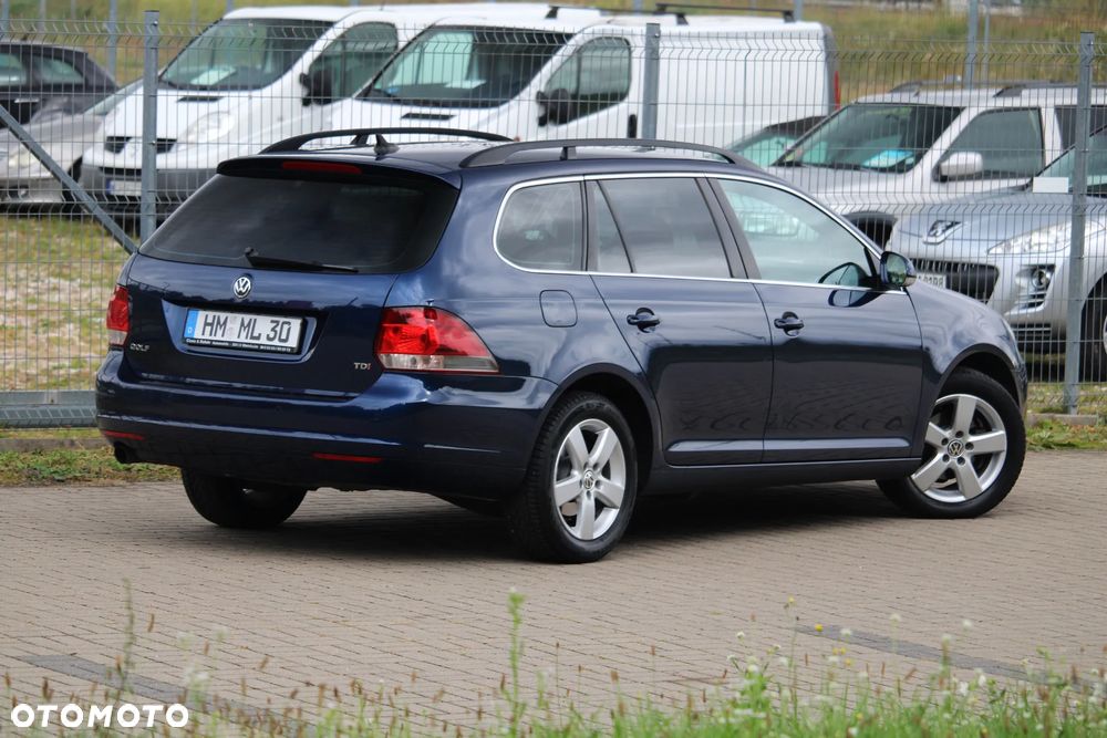 Volkswagen Golf Variant - 8