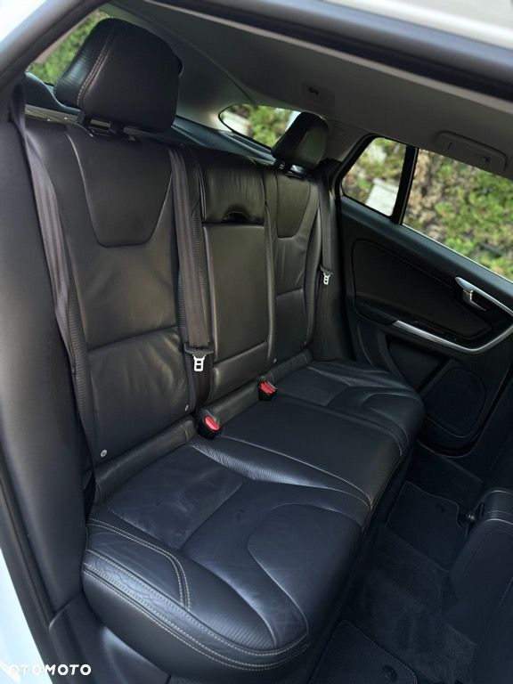 Volvo V60 T4 Geartronic Powershift RDesign - 29
