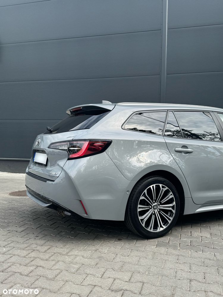 Toyota Corolla 2.0 Hybrid Executive - 13