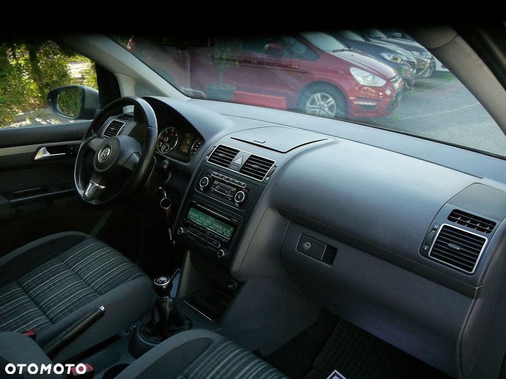 Volkswagen Touran 1.6 TDI DPF Cross - 25