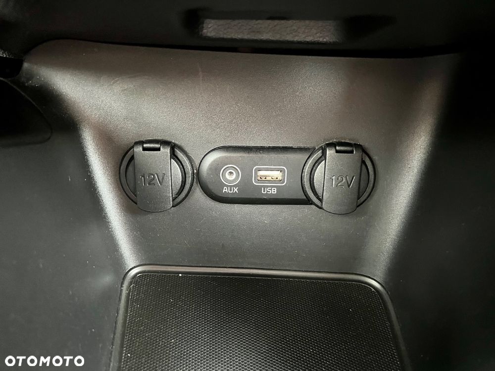 Kia Ceed SW 1.6 CRDi Spirit - 23