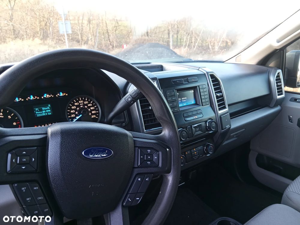Ford F150 - 12