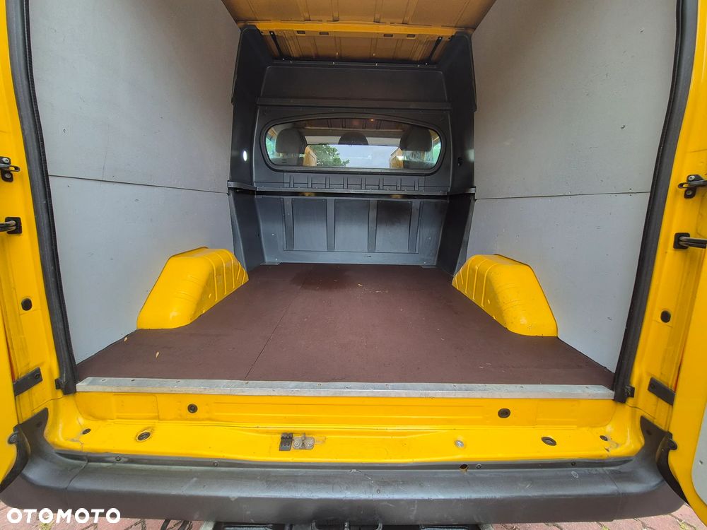 Ford Transit - 18